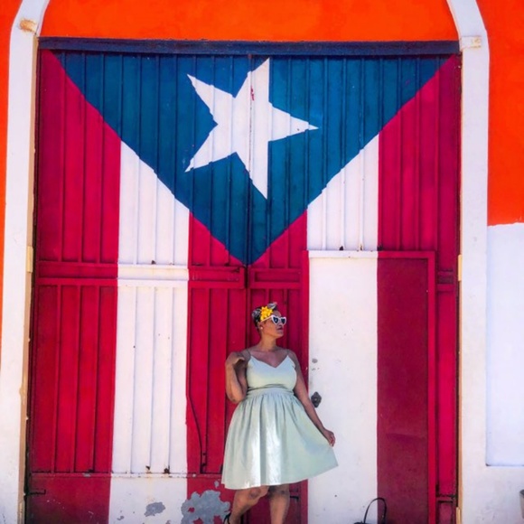 Meet your Posher, Adelene - Picture 5 of 5